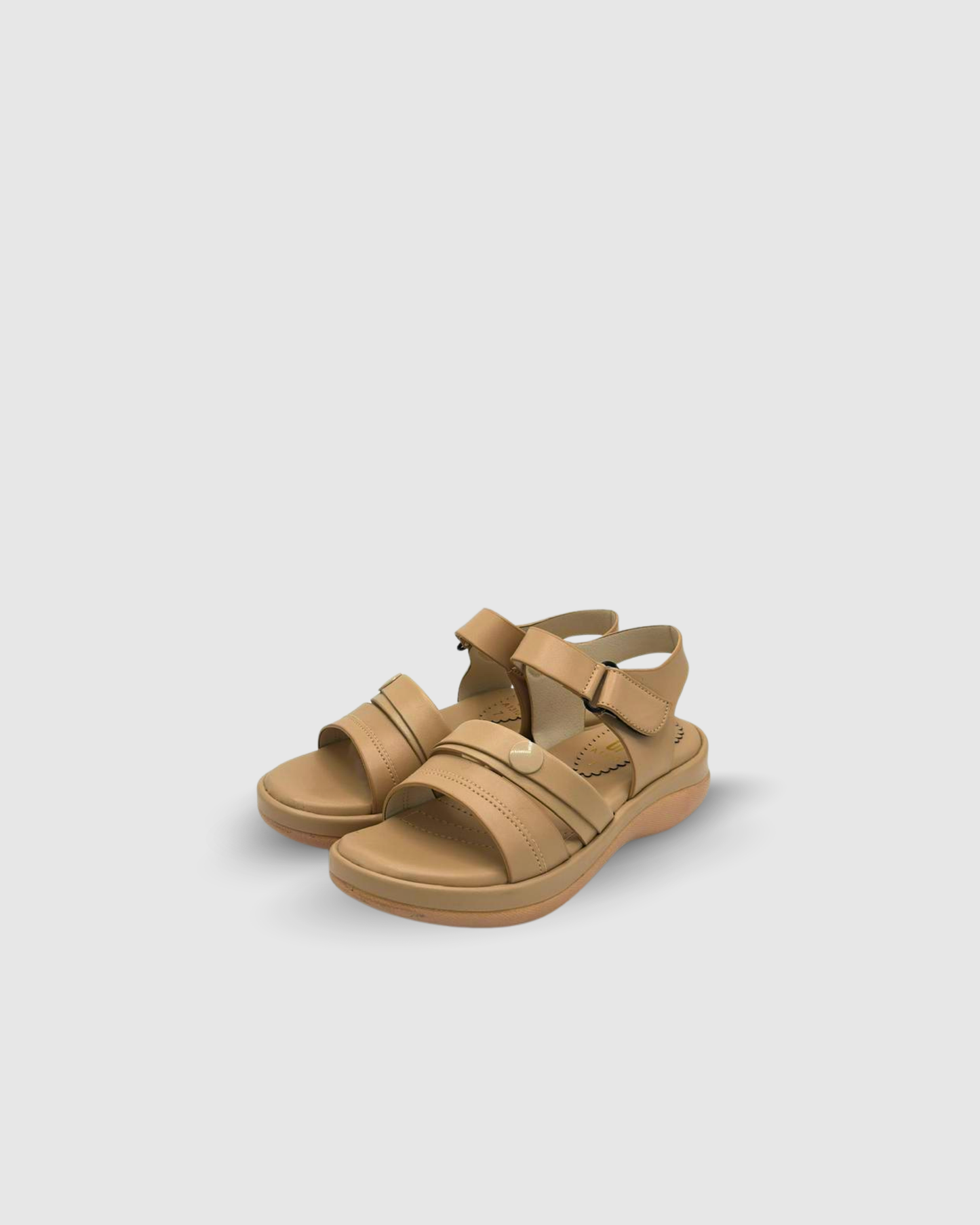 CHIC PLATFORM SANDALS