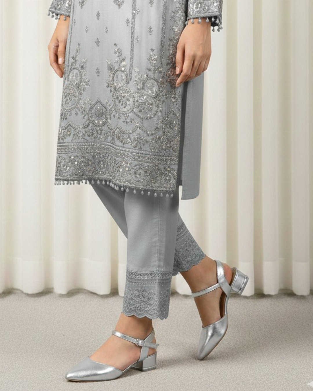 STELLA SHINY BLOCK HEELS