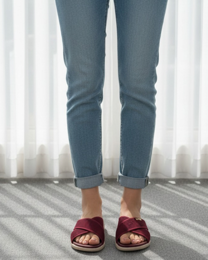 LUQE CROSS STRAP SLIDES