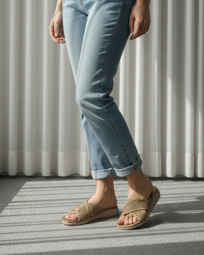 LUQE CROSS STRAP SLIDES