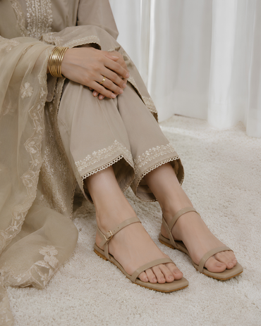 MAG Serena Buckle Sandals