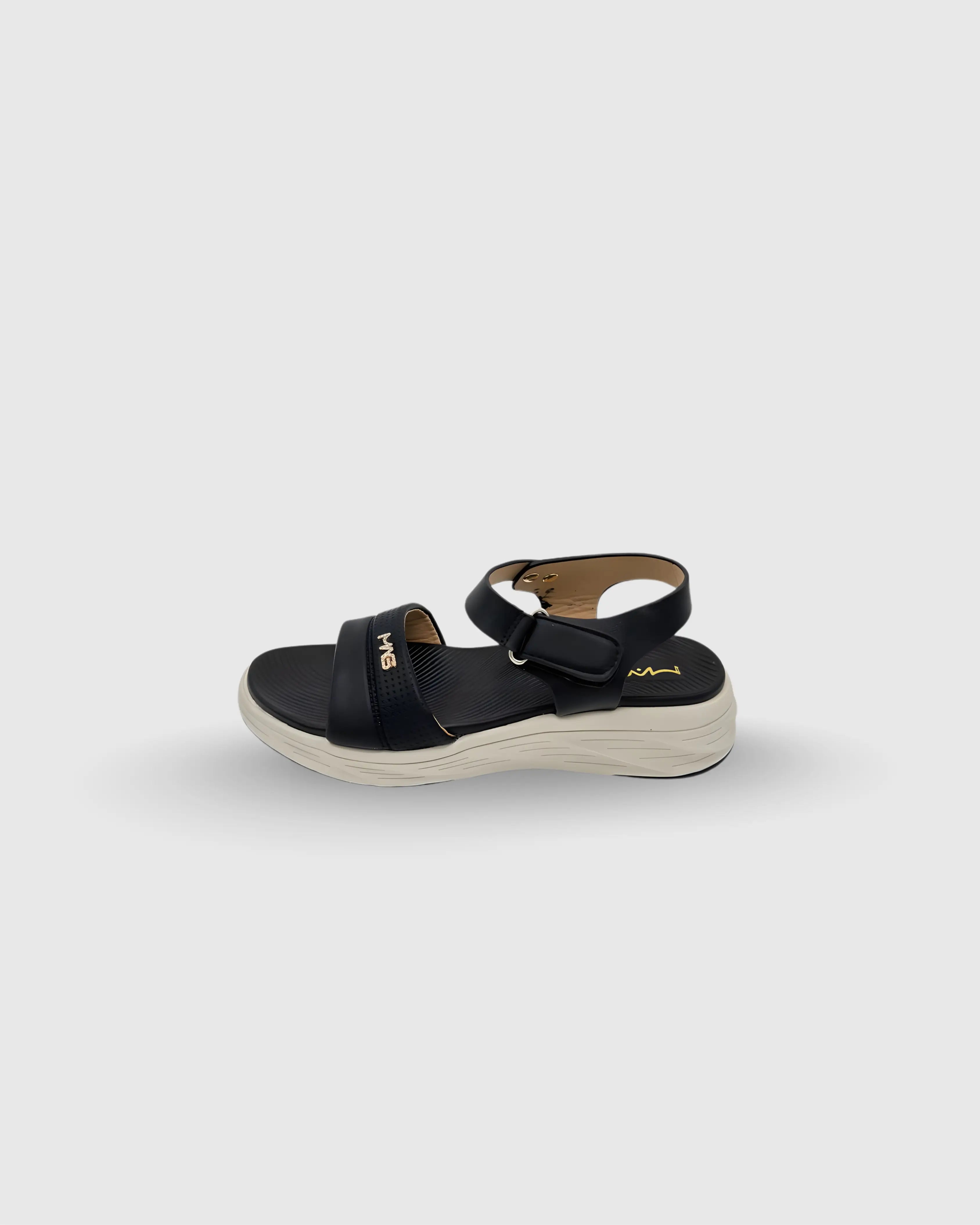 black medicated sandals for women Pakistan - Mag Lifestyle